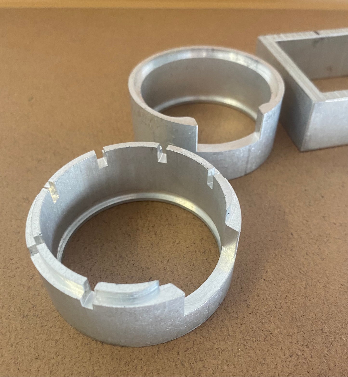 Sand casting flask with stand