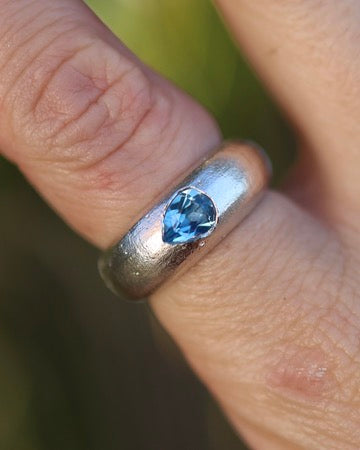Tear Drop Sapphire Ring -  Lab Sapphire - 8.5