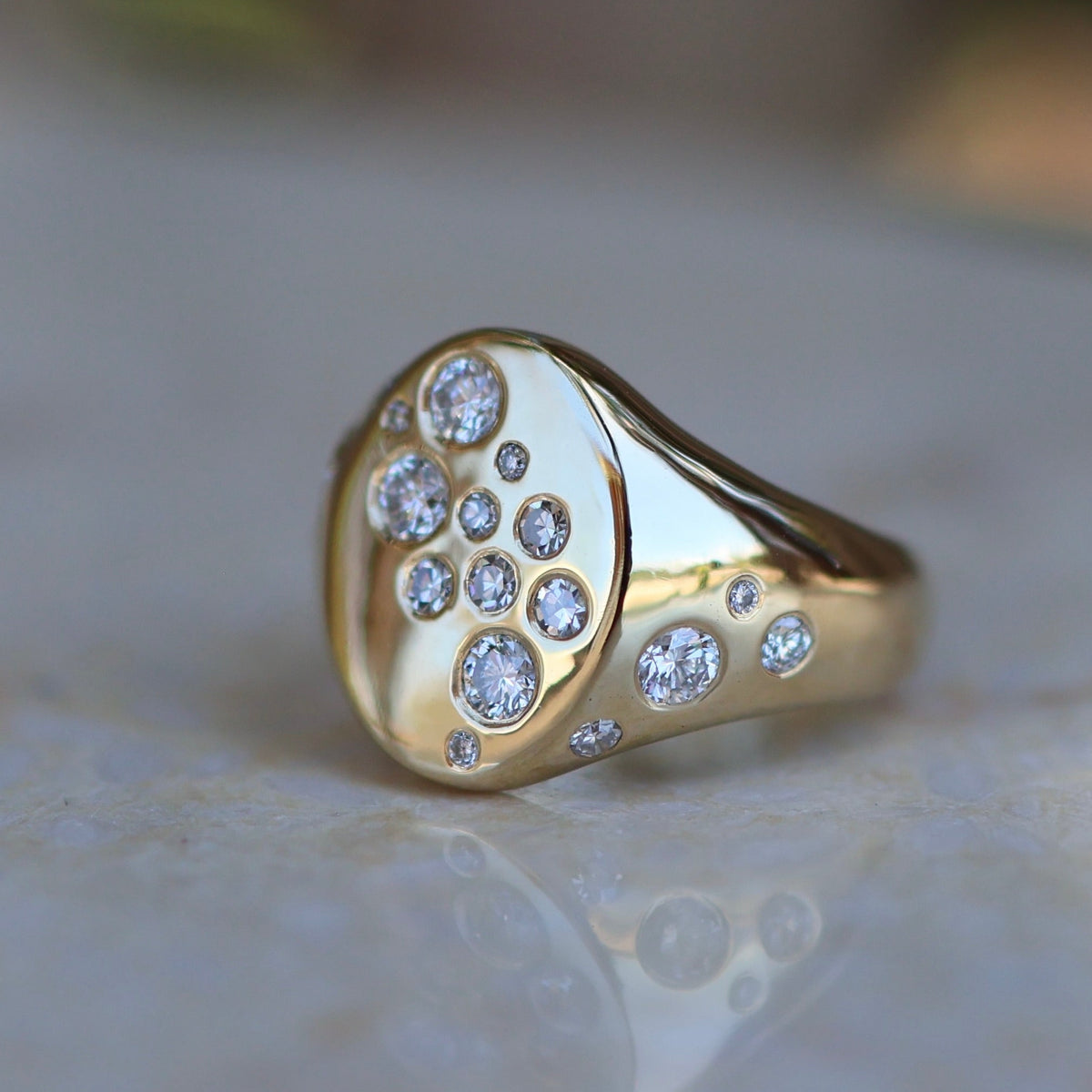 Valerie Signet Ring|Parti Sapphires