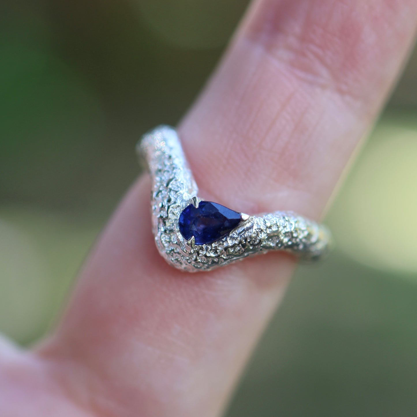 3: Wave Ring with Sapphire|Sterling Silver|5.5/K