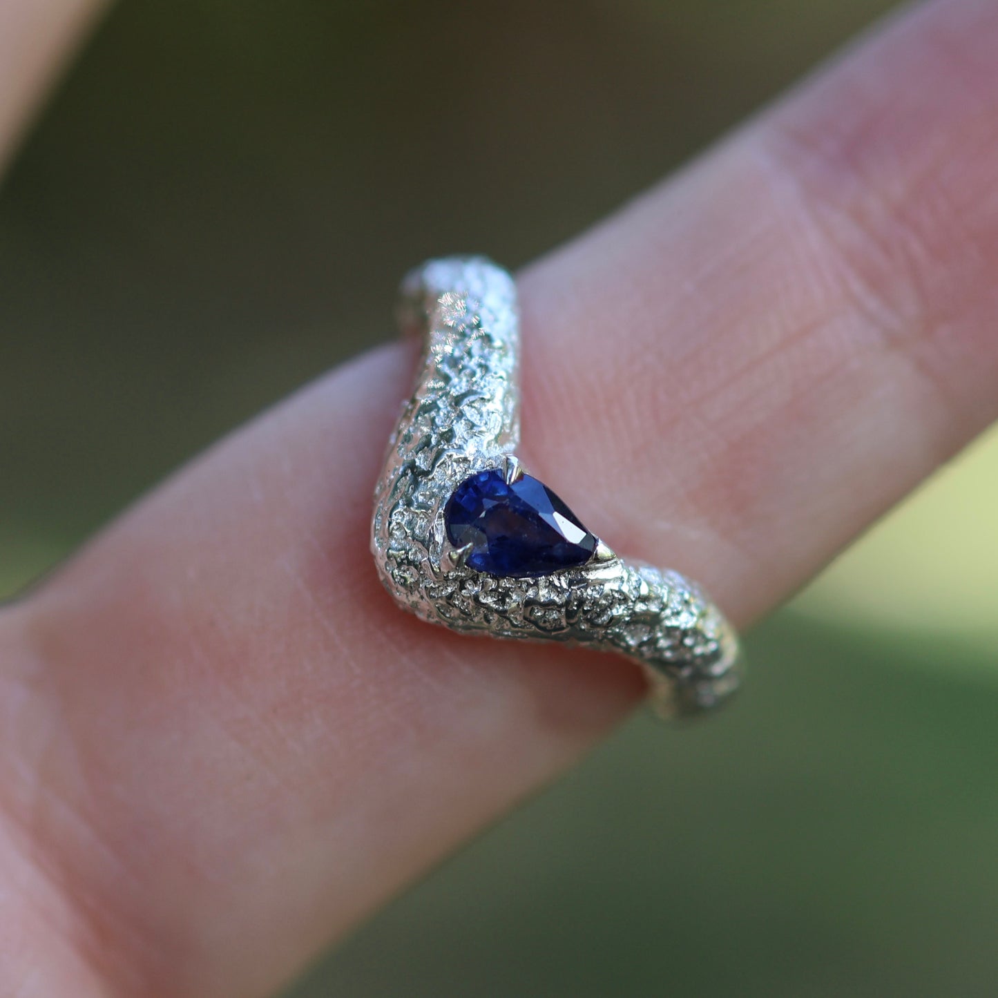 3: Wave Ring with Sapphire|Sterling Silver|5.5/K