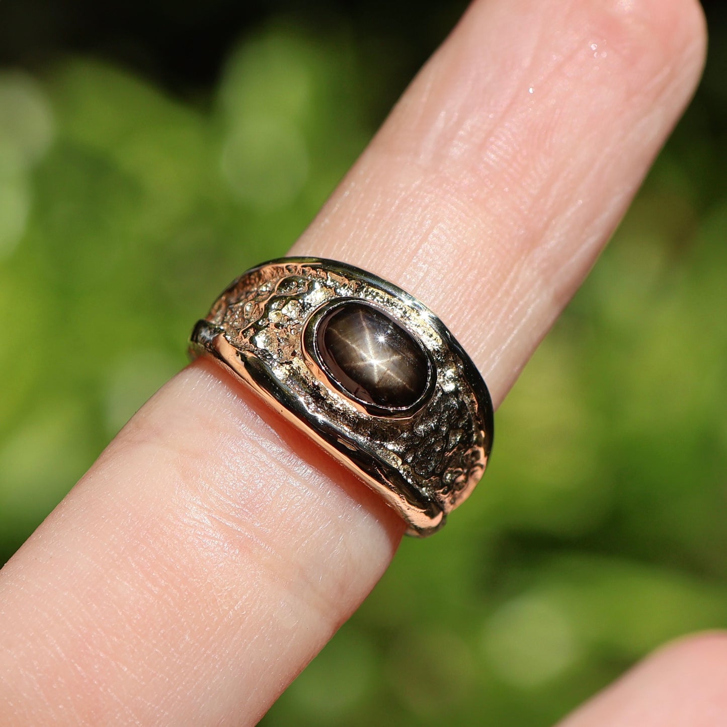 Astral Relic Ring with Star /Ruby or Sapphire