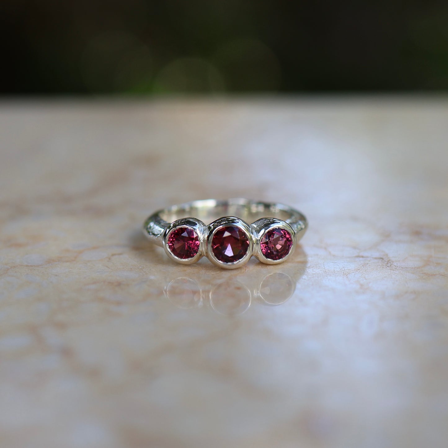 4: Trilogy Ring with Garnets|Sterling Silver|7.5/O