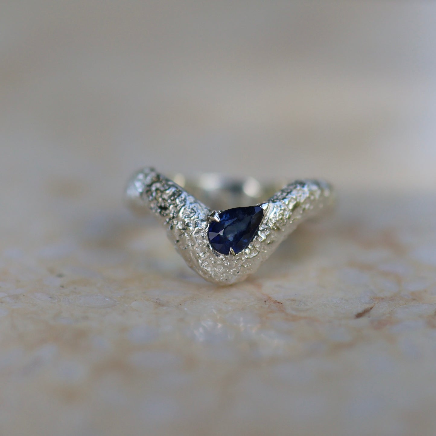 3: Wave Ring with Sapphire|Sterling Silver|5.5/K