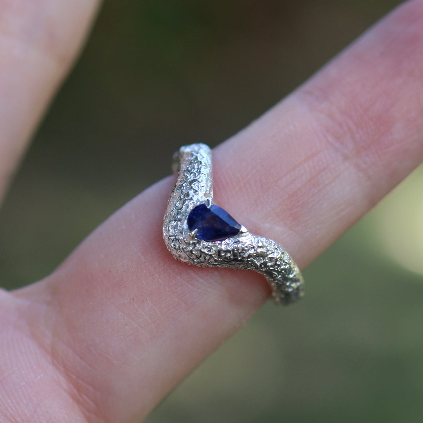 3: Wave Ring with Sapphire|Sterling Silver|5.5/K