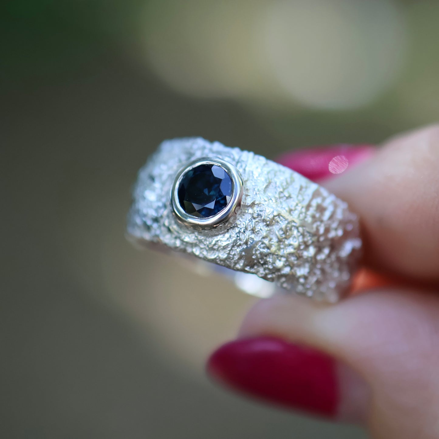 1: Textured Dome Ring with Parti Sapphire| 9.5/S