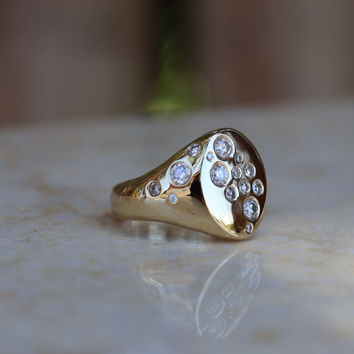 Valerie Signet Ring|Parti Sapphires