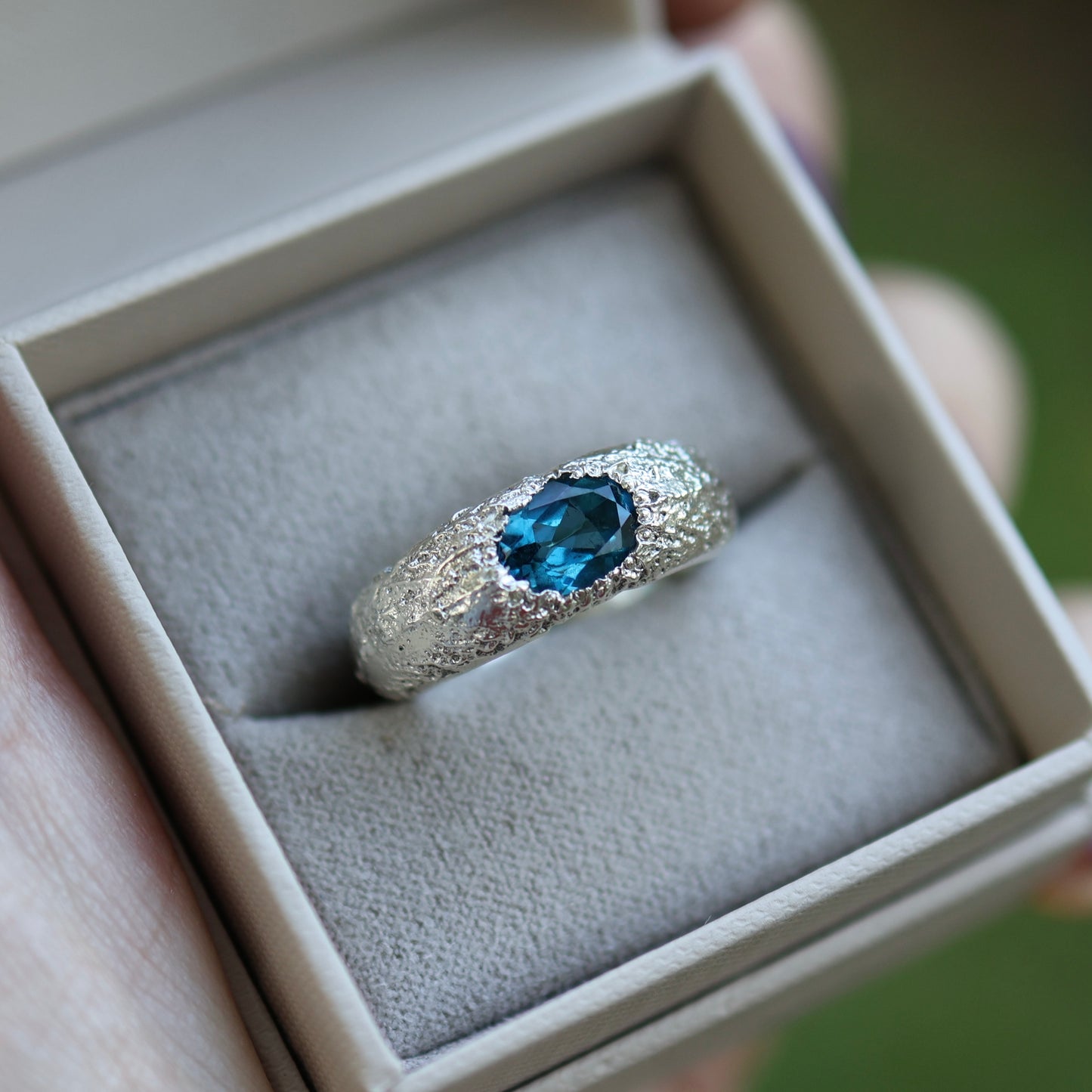 Dune Ring - Topaz 6.5