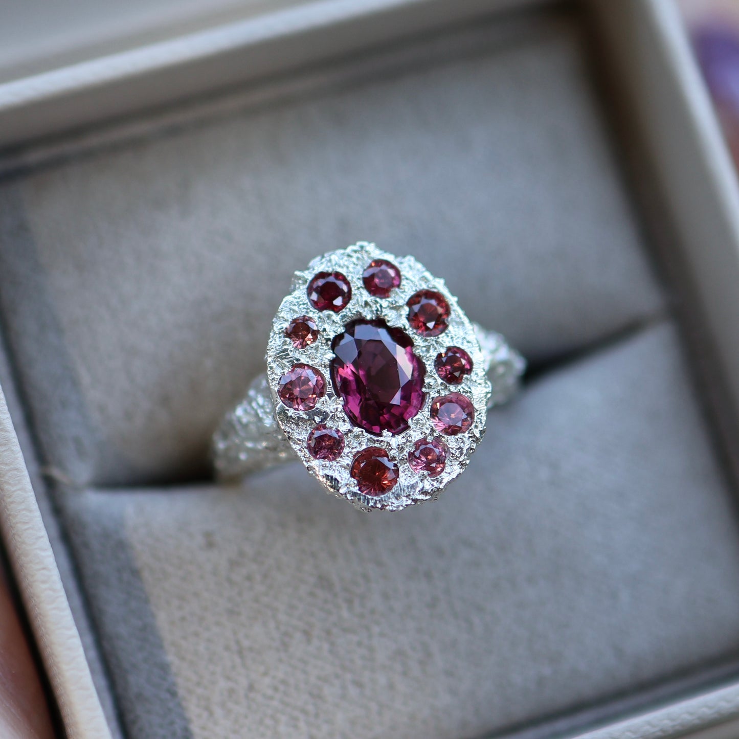 Rouge Rose Ring