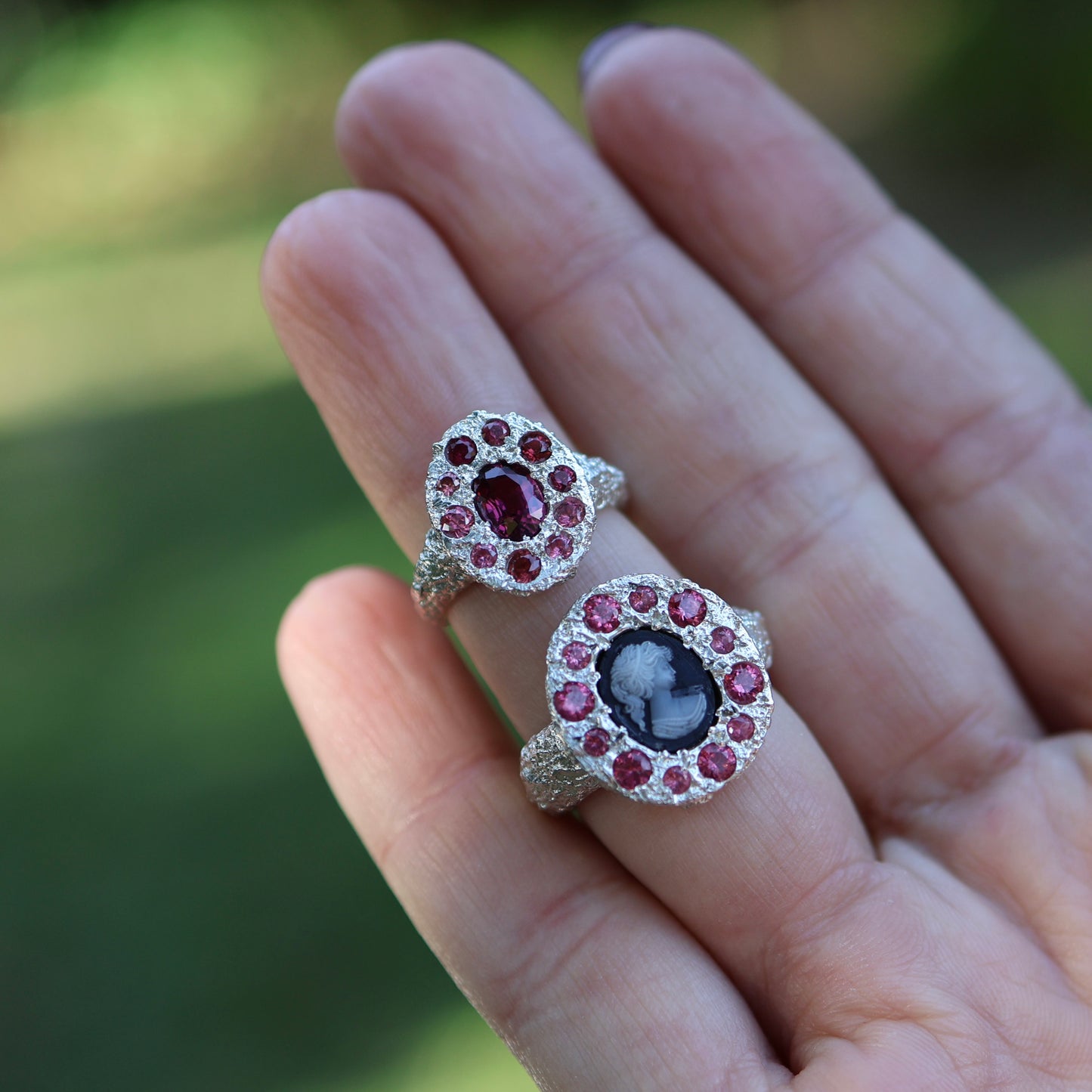 Rouge Rose Ring