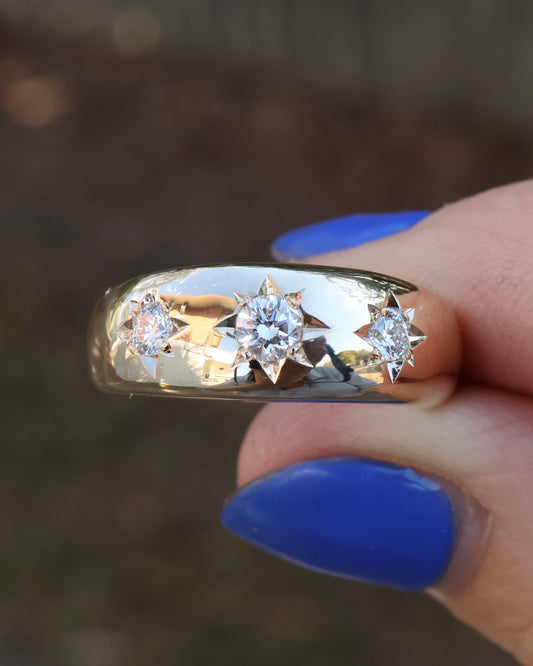 Astral Hoard Ring - 9ct gold with diamonds