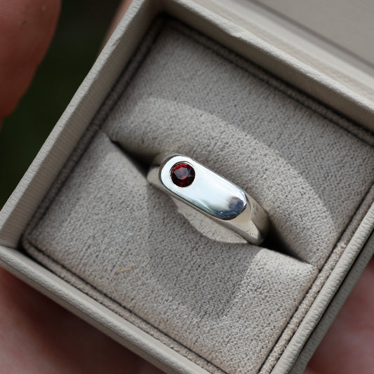 Signet Ring with garnet