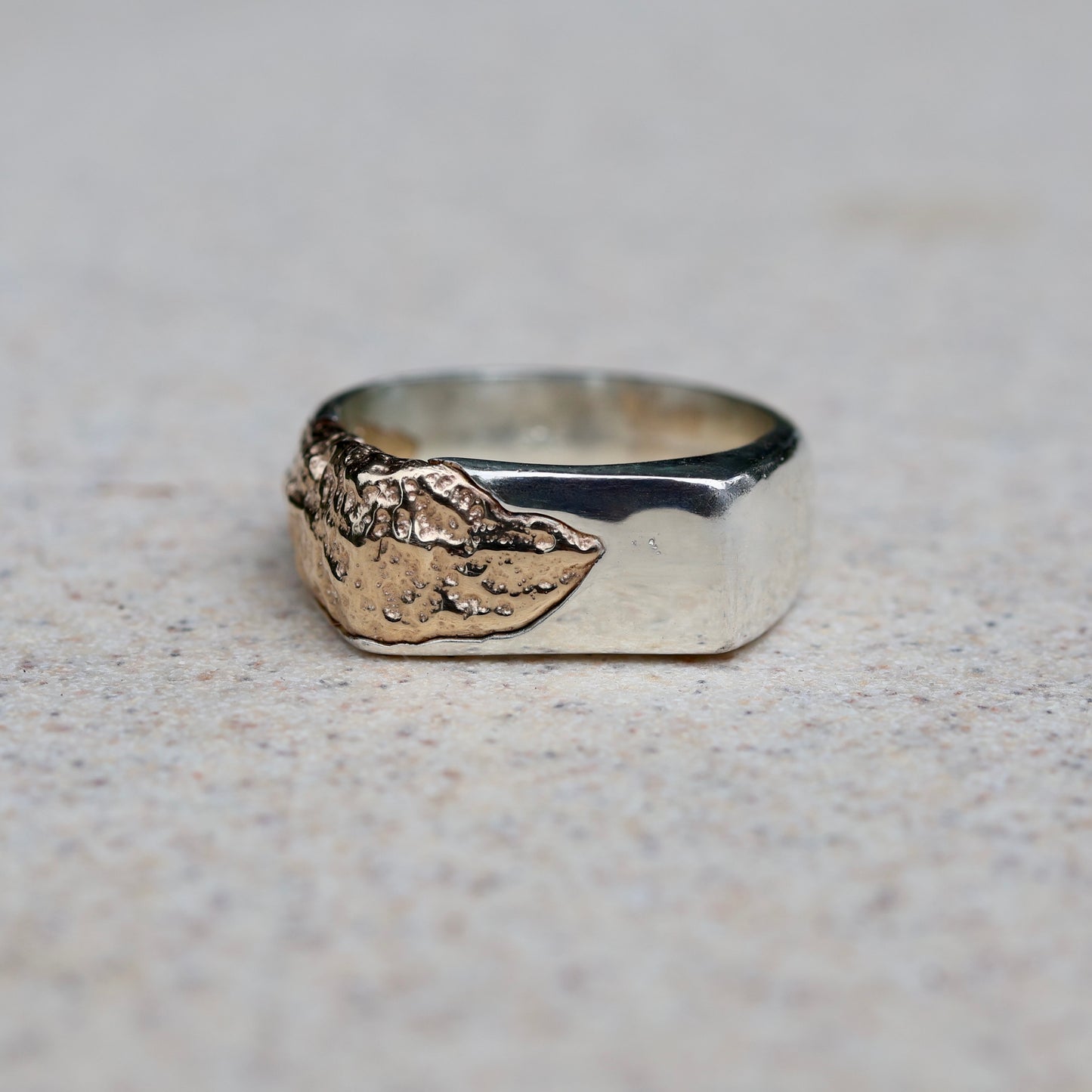 Shoreline Signet Ring - size 8.5